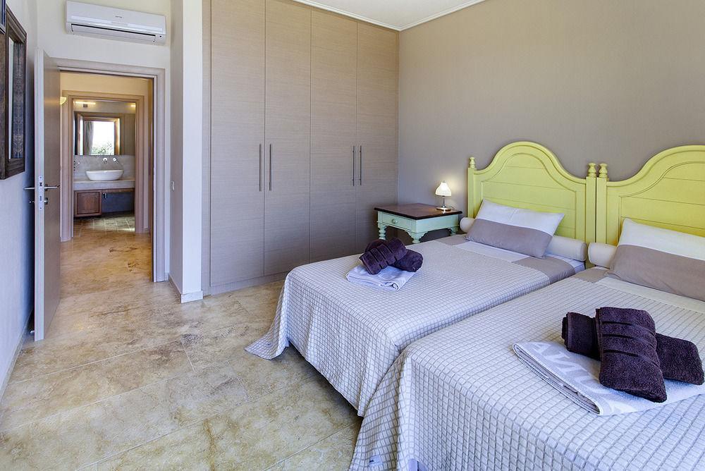 Olivia'S Villas Of Luxury Kalivia  المظهر الخارجي الصورة